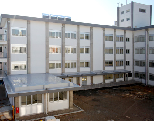 電気電子工学科棟 外観