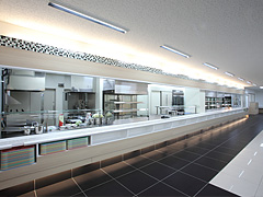 1階　厨房（カウンター）